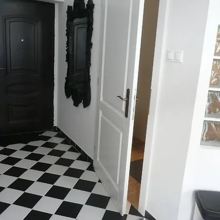 Apartment Modern City Center Location: Party, Sightsee, Rest